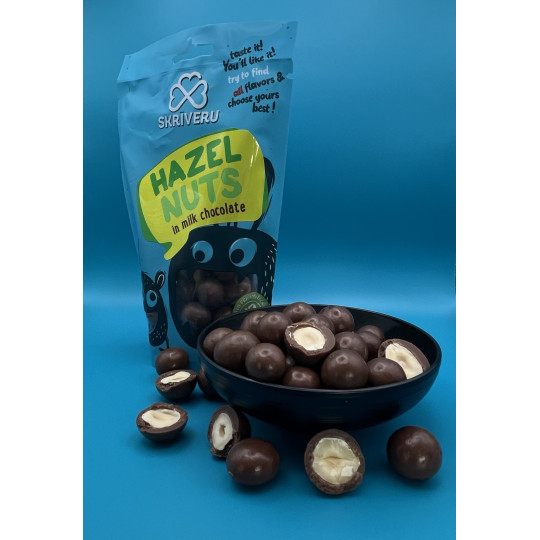 Skrīveru Hazelnuts in Milk Chocolate 120g