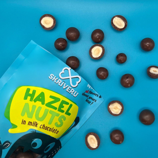 Skrīveru Hazelnuts in Milk Chocolate 120g